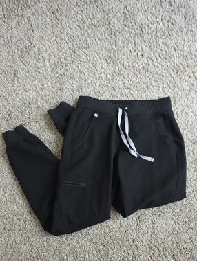 Figs Scrubs | Zamora Jogger | XS | Black